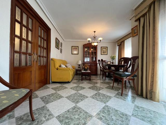 VIVIENDA EN ALMOGAVARES CON ASCENSOR. photo 0