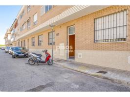 Piso en venta en Polinyà de Xúquer photo 0