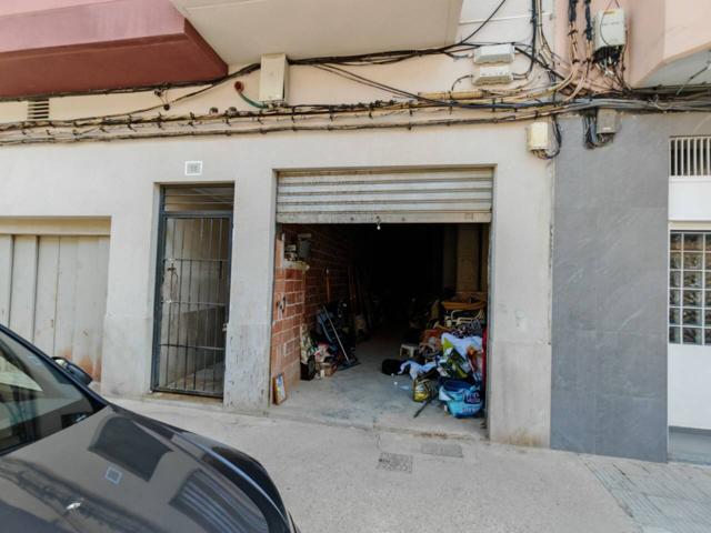 Local en venta en Algemesí photo 0