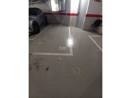 SE VENDEN O ALQUILAN DIVERSAS PLAZAS DE PARKING photo 0