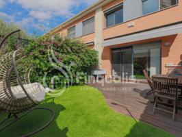 Casa En venta en Santa Eulàlia De Ronçana photo 0