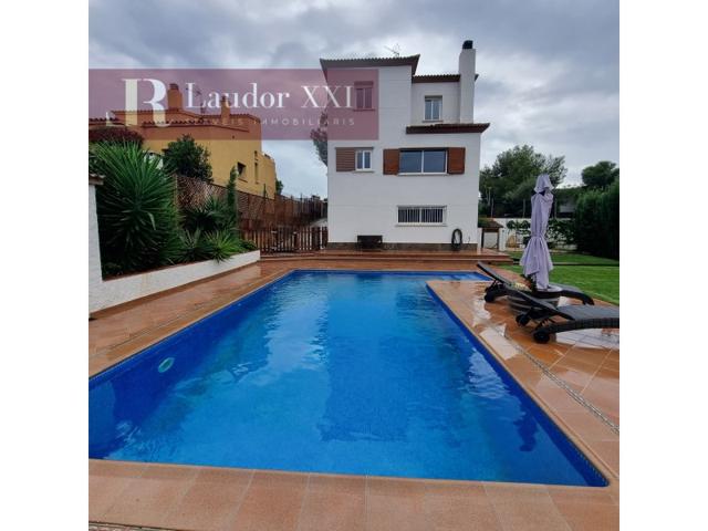 Piso En venta en El Vendrell photo 0