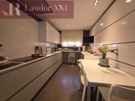Piso En venta en Creu Alta, Sabadell photo 0