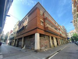 Local comercial en venta en calle Olivera 7 - Barcelona photo 0