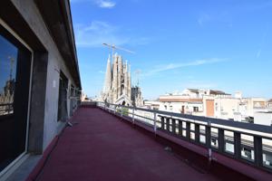 Magnífica oficina en venta en calle Provença, Sagrada Familia - Barcelona photo 0