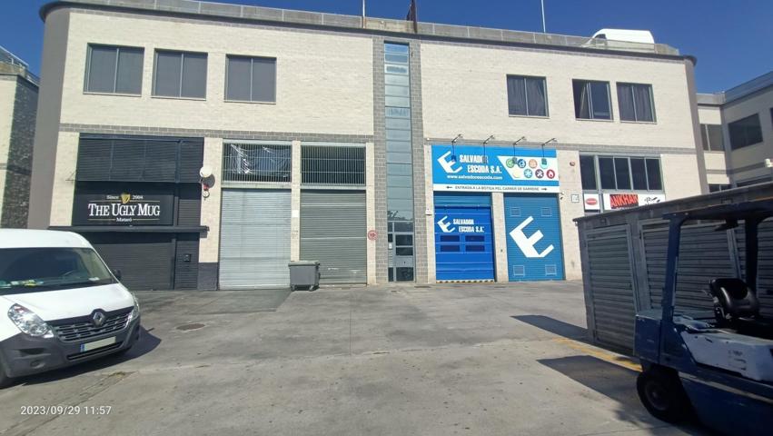 Nave en venta el calle Batista i Roca, 42-50 Poligono Pla d'en Boet - Mataró photo 0