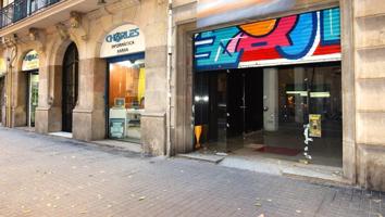 Local comercial en alquiler o venta en calle Sepulveda, 99 - Sant Antoni, Barcelona photo 0
