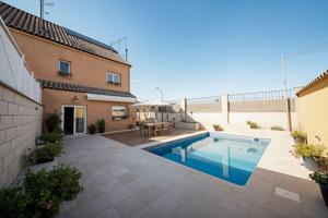 Unifamiliar En venta en Cobeja, Cobeja photo 0