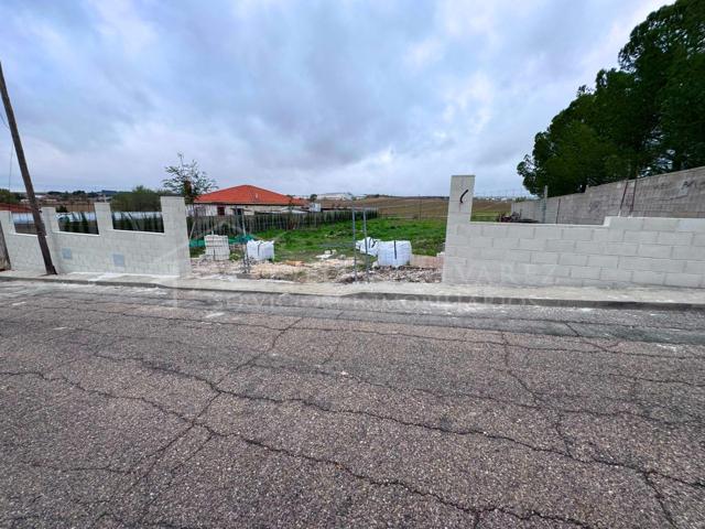 Terreno Urbano en Yuncos - Ideal para Construir la Casa de Tus Sueños photo 0