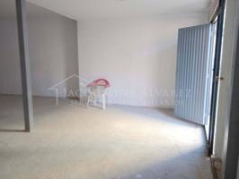 Alquiler: Local Comercial en Parla zona centro photo 0