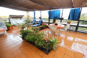 🏡 Amplia Vivienda con Terraza de 80 m², Garaje, Trastero y Zonas Comunes en Urbanización Privada photo 0