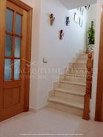 ENCANTADORA CASA ADOSADA EN ESQUINA CON AMPLIO ESPACIO EXTERIOR EN CEDILLO DEL CONDADO photo 0