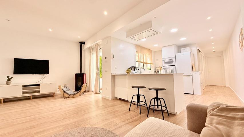 CASA REFORMADA A LA VENTA EN MUSEROS photo 0