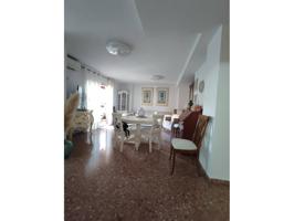 Venta piso en Xirivella, Plaza Alquería Nova. Vivienda de 112m con ascensor, construcción del año 1984, consta de 3 hab photo 0