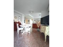 Venta piso en Xirivella, Plaza Alquería Nova. Vivienda de 112m con ascensor, construcción del año 1984, consta de 3 hab photo 0