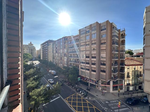 Piso En venta en Paseo Sagasta, Zaragoza photo 0