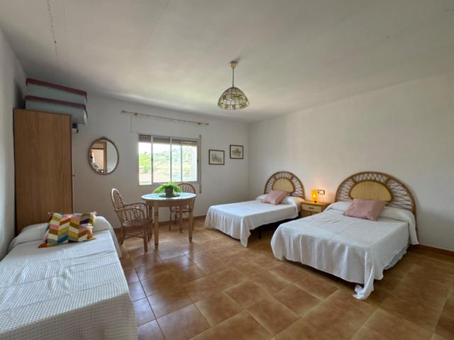 Se vende Casa Independiente en Aguarón photo 0