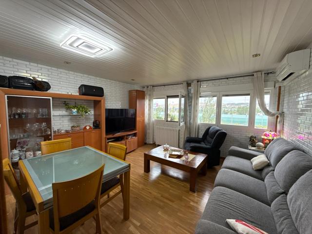 Piso en venta en Francisco Ferrer photo 0