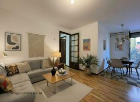 UN HOGAR CON LUZ, ESPACIO Y ENCANTO EN EL CENTRO DE ZARAGOZA. photo 0