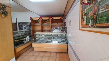 Se vende casa de 2 plantas, con panaderia y maquinaria, en Elda. OPORTUNIDAD DE NEGOCIO photo 0
