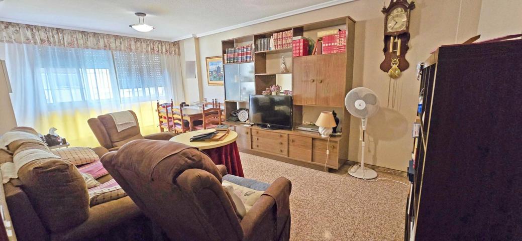 EN VENTA PISO EN NOVELDA-ZONA AVDA. REYES CATÓLICOS-HORCAS photo 0