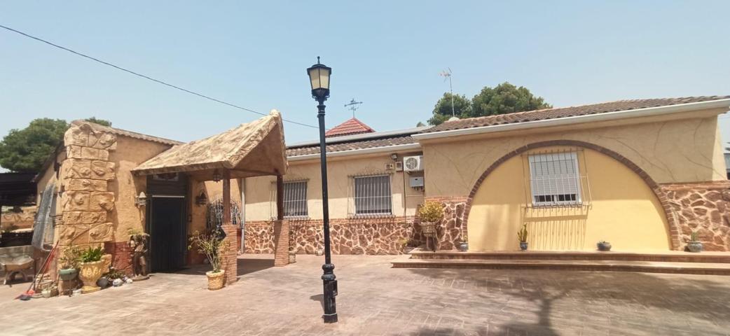 ALQUILER CON OPCION A COMPRA EXTRAORDINARIO CHALET EN CREVILLENTE photo 0