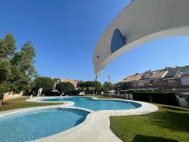 OPORTUNIDAD DE ADQUIRIR ESTE BUNGALOW EN LA ZONAS MAS COTIZADA DE SAN JUAN- ALICANTE photo 0