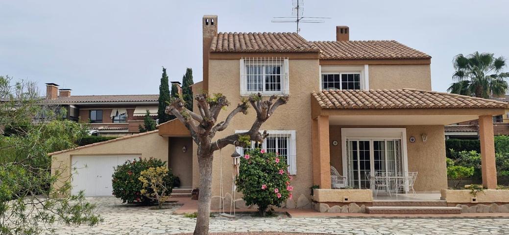 VILLA INDEPEMDIENTE EN ALMAJADA-RAVEL ( Mutxamel- Alicante ) photo 0