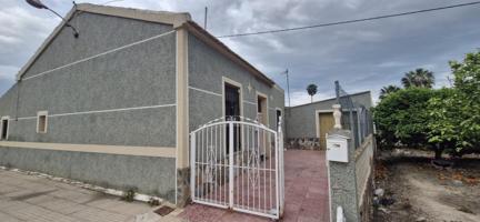 'CASA URBANA CON MUCHAS POSIBILIDADES EN LOS PALACIOS ROJALES' photo 0