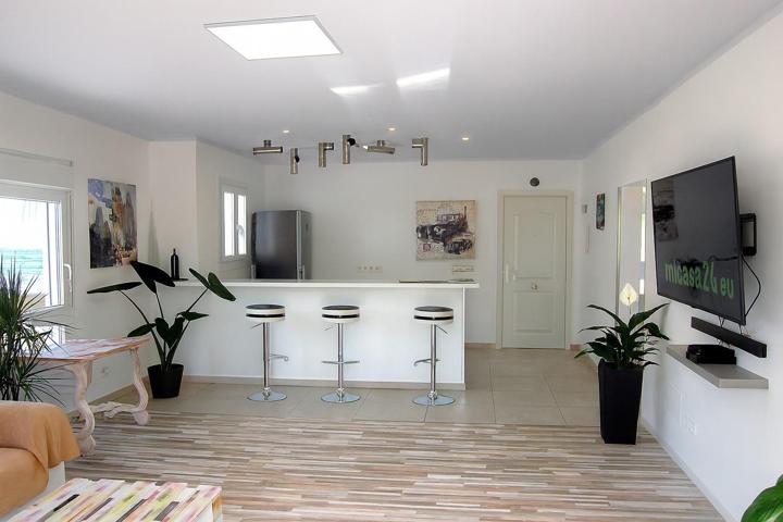 Se vende casa-bungalow en pleno centro del Puerto de la Cruz photo 0