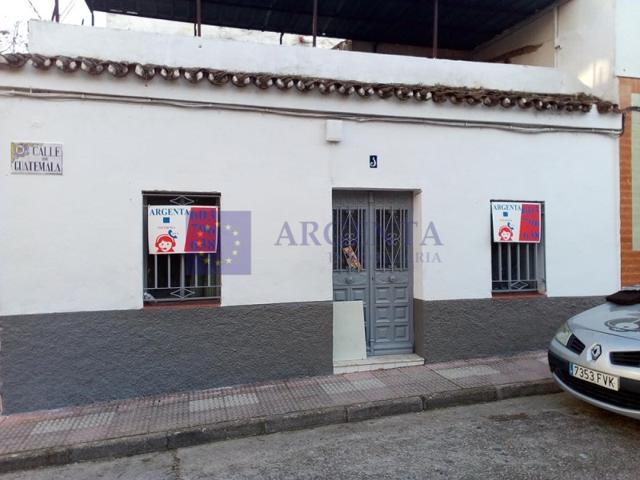 Casa En venta en Cáceres photo 0