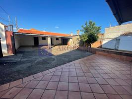 Casa En venta en Cáceres photo 0