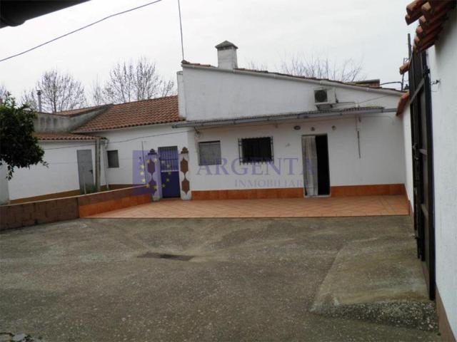 Casa De Campo En venta en Cáceres photo 0