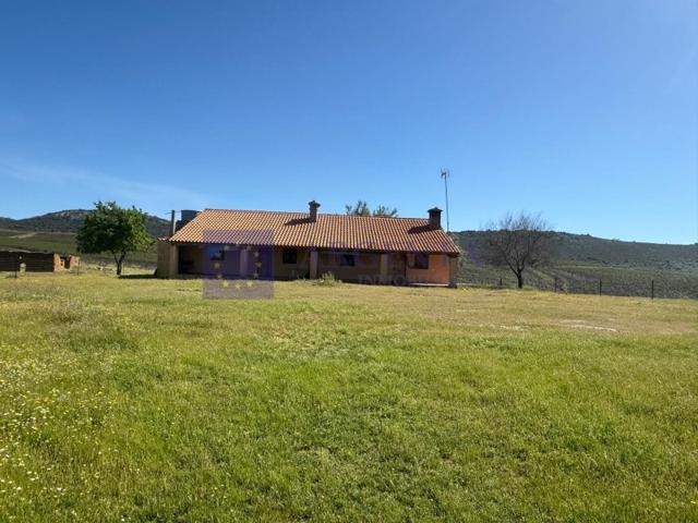 Otro En venta en Cañamero photo 0