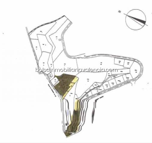 Parcela urbanizable en Buñol de 3515 m2 en zona excelente, vistas, pareados con parcela photo 0
