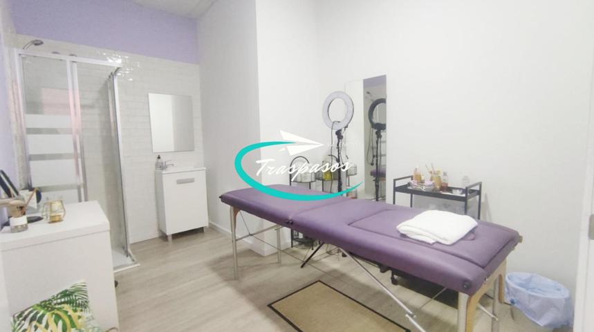 CENTRO DE ESTÉTICA EN TRASPASO EN ZONA CÉNTRICA DE VALENCIA photo 0