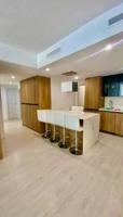 Espacio, elegancia y ubicación en Jaume Roig – Piso reformado de 179 m² con garaje incluido photo 0