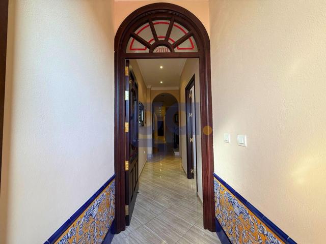 Gran casa en venta en Villarrasa photo 0