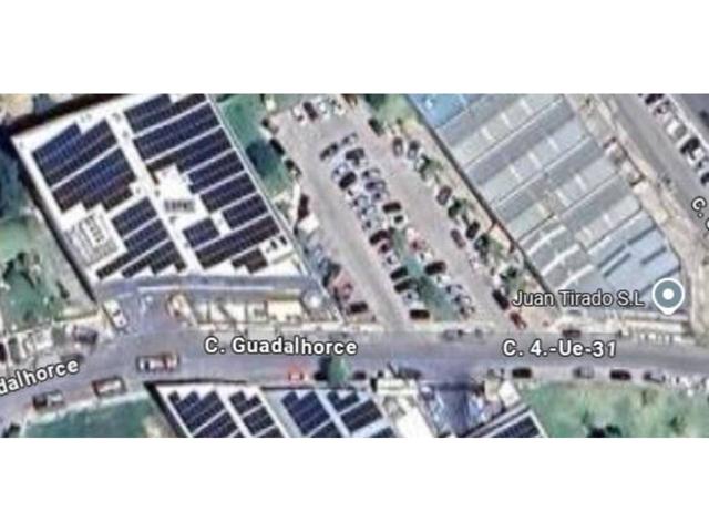 Nave comercial en venta en Centro photo 0