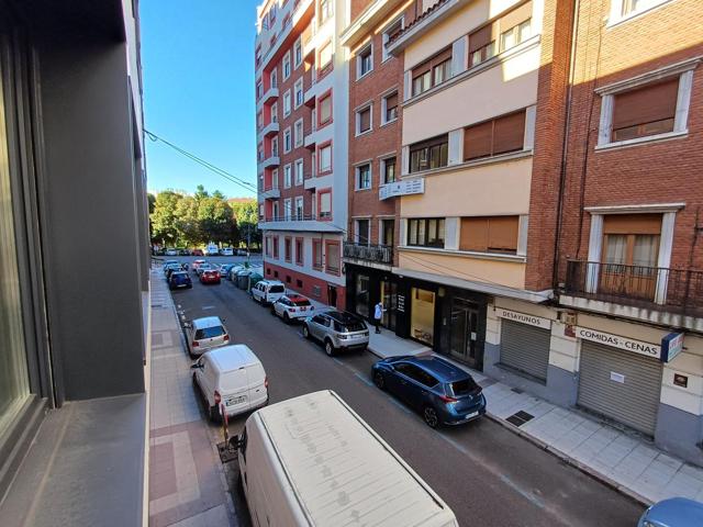 ¡¡ESPECTACULAR!! Piso a estrenar en el centro de León, junto al Paseo de la Condesa. photo 0