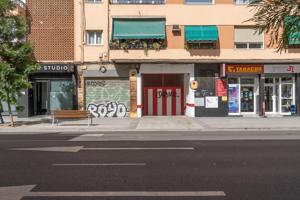 Parking Subterráneo En venta en Arabial, Granada photo 0