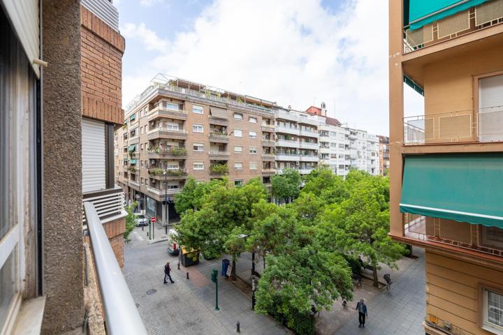 Piso En venta en Centro, Granada photo 0