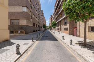 Piso En venta en Alhamar, Granada photo 0
