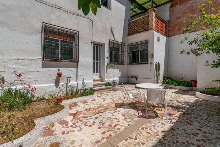 Casa En venta en San Ildefonso, Granada photo 0