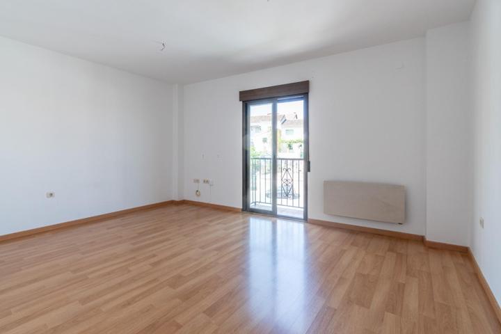 Piso En venta en Área De Granada, La Zubia photo 0
