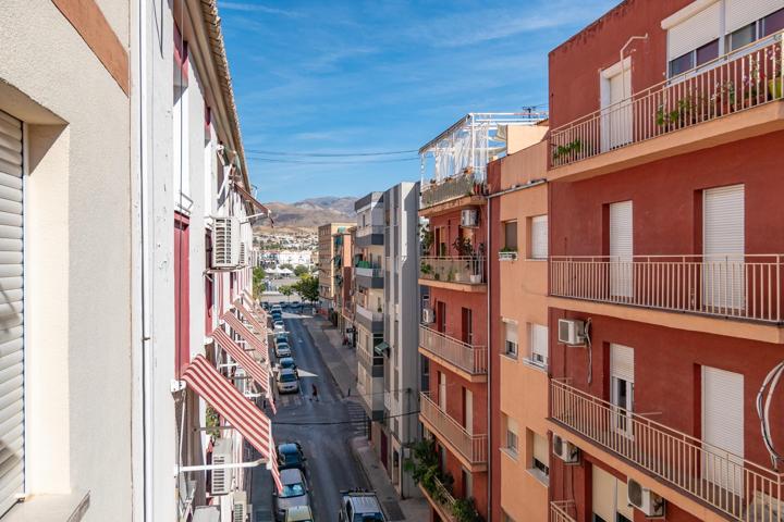 Piso En venta en Palacio De Deportes, Granada photo 0