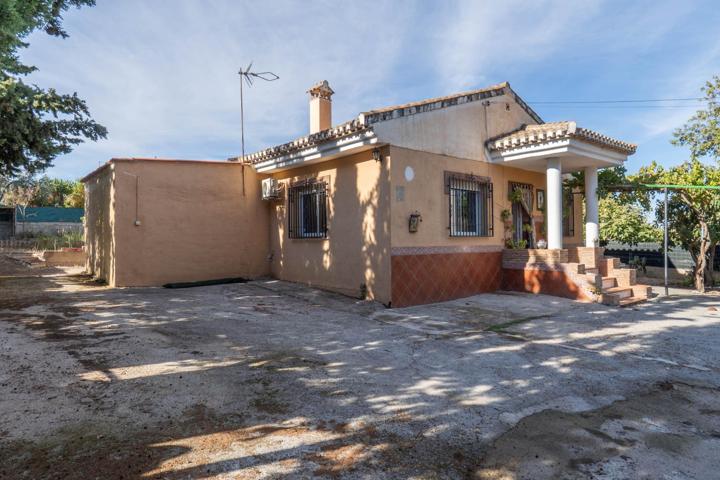 Bonita Casa de Una Planta, con un gran Terreno en Venta photo 0