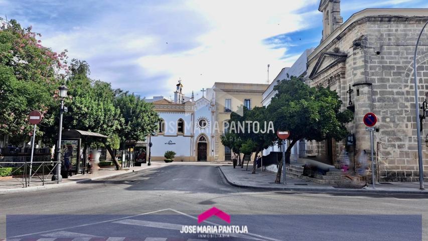 PISO PARA INVERTIR EN EL CENTRO DE JEREZ photo 0