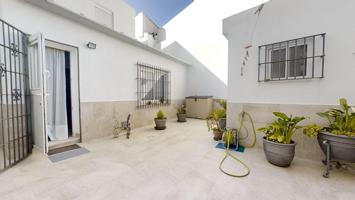 Casa una sola planta en centro photo 0