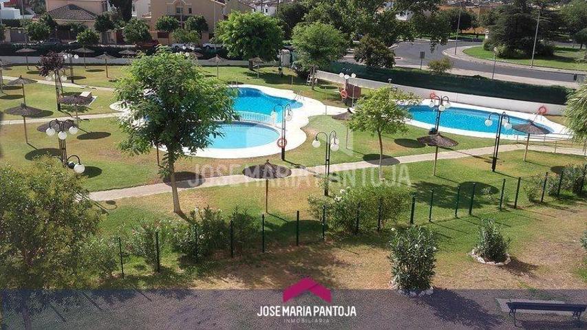 PISO CUATRO DORMITORIOS EN ZONA EL ALTILLO photo 0